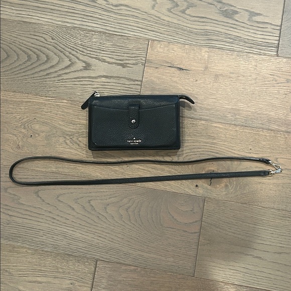 Kate Spade Crossbody Convertible Wallet/Purse - Picture 7 of 12